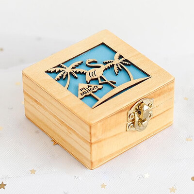 Mechanism Carved Music Box Mini Carved Wooden Flamingo Music Box in Hand Musical Gift Pefect for Little Girls
Mechanism Carved Music Box Mini Carved Wooden Flamingo Music Box in Hand Musical Gift Pefect for Little Girls