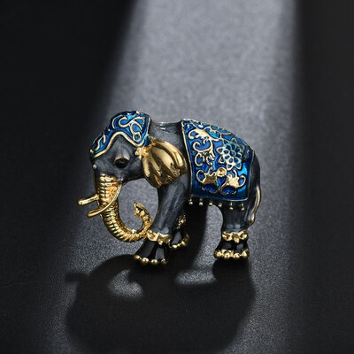Retro Enamel Mini Elephant Brooches Women Party Animal Brooches Pins Clothes Jewelry Vintage Metal Brooch
Retro Enamel Mini Elephant Brooches Women Party Animal Brooches Pins Clothes Jewelry Vintage Metal Brooch