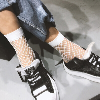 New Women Fashion Silk Fishnet Mesh Short Socks Breathable Sexy Fishnet Stockings Lace Ankle Socks
New Women Fashion Silk Fishnet Mesh Short Socks Breathable Sexy Fishnet Stockings Lace Ankle Socks