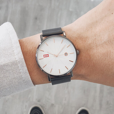 Mens Watches Male Students Korean Edition European&American Simple Steel Strip Waterproof Leisure Ultra-thin Extremely Simple
Mens Watches Male Students Korean Edition European&American Simple Steel Strip Waterproof Leisure Ultra-thin Extremely Simple