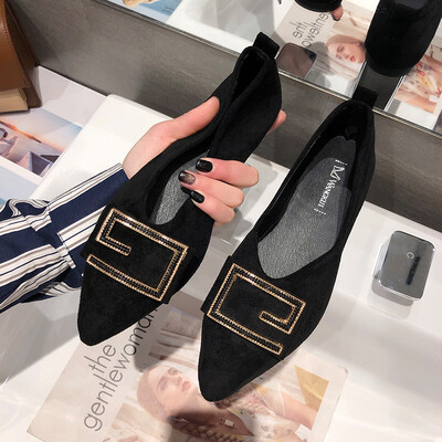Womens Shoes Spring&Summer Baitao Elegant Retro Shallow Soft Bottom Point Gentle Fairy Square Button Flat Bottom Single Shoes
Womens Shoes Spring&Summer Baitao Elegant Retro Shallow Soft Bottom Point Gentle Fairy Square Button Flat Bottom Single Shoes