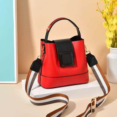 Womens Chaozhou Korean Version Baitao Slant Handbag Simple Fashion Bucket Bag Wide Shoulder Strap Single Shoulder Bag
Womens Chaozhou Korean Version Baitao Slant Handbag Simple Fashion Bucket Bag Wide Shoulder Strap Single Shoulder Bag