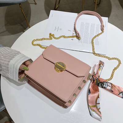 Mori simple small bag new 2019 shoulder slung womens bag summer Korean version of Joker scarves chain small bag
Mori simple small bag new 2019 shoulder slung womens bag summer Korean version of Joker scarves chain small bag