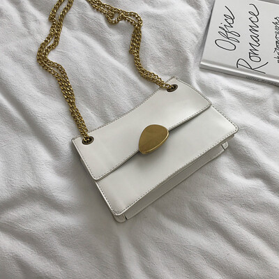 On the new network red small bag female 2019 new wave Korean version of the shoulder bag small square bag wild Messenger ins chain bag
On the new network red small bag female 2019 new wave Korean version of the shoulder bag small square bag wild Messenger ins chain bag