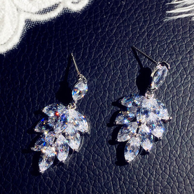 Marquise Cut Cluster Flower Zirconia Crystal Long Dangle Drop Earrings Shiny Leaf Bridal Wedding Jewelry For Women
Marquise Cut Cluster Flower Zirconia Crystal Long Dangle Drop Earrings Shiny Leaf Bridal Wedding Jewelry For Women