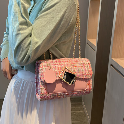 Ins bag female 2019 autumn new Korean version of the wild chain shoulder slung bag wool fashion small square bag
Ins bag female 2019 autumn new Korean version of the wild chain shoulder slung bag wool fashion small square bag