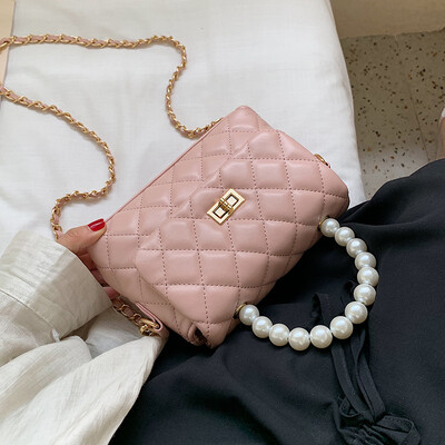 High-end bag handbags new 2019 fashion pearl handbag summer small fresh chain shoulder Messenger bag
High-end bag handbags new 2019 fashion pearl handbag summer small fresh chain shoulder Messenger bag