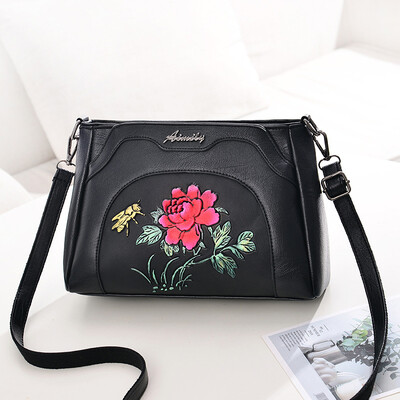 10 pieces from the batch middle-aged female bag mother bag new embossed bag lady simple shoulder Messenger bag small bag
10 pieces from the batch middle-aged female bag mother bag new embossed bag lady simple shoulder Messenger bag small bag