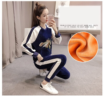 The 2018 winter wear new Korean version of the extra pile&thick leisure sportswear bodysuit two-piece golden fleece set
The 2018 winter wear new Korean version of the extra pile&thick leisure sportswear bodysuit two-piece golden fleece set