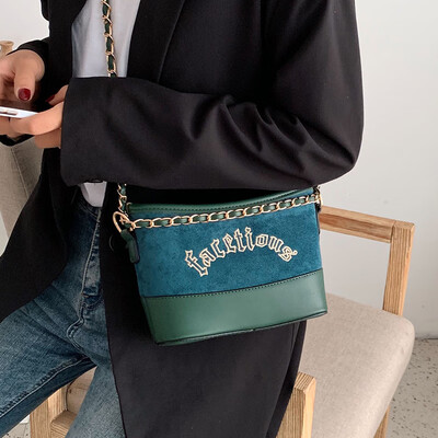 Ins super fire small bag female 2019 new Korean version of the wild chain shoulder bag fashion casual Messenger wandering bag
Ins super fire small bag female 2019 new Korean version of the wild chain shoulder bag fashion casual Messenger wandering bag