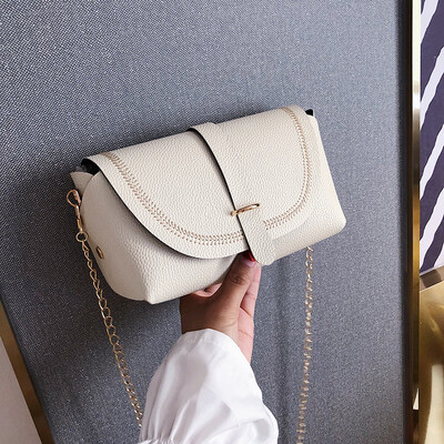 Fashion simple sewing thread chain shoulder bag female 2019 new casual wild temperament belt decorative Messenger bag
Fashion simple sewing thread chain shoulder bag female 2019 new casual wild temperament belt decorative Messenger bag