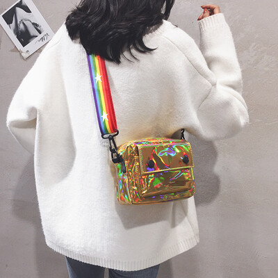2019 popular bag female fashion wild net red broadband small square bag Korean version of the texture laser shoulder shoulder bag tide
2019 popular bag female fashion wild net red broadband small square bag Korean version of the texture laser shoulder shoulder bag tide