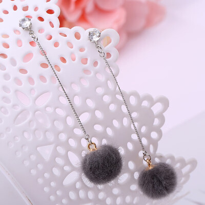 S925 silver needle temperament ear jewelry mink fur ball long paragraph earrings fashion girl earrings
S925 silver needle temperament ear jewelry mink fur ball long paragraph earrings fashion girl earrings