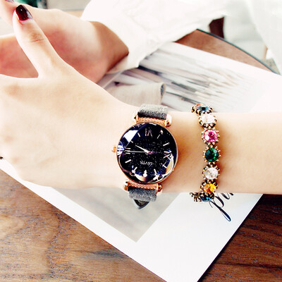Watch female students Korean version of minimalist trend red retro literary temperament waterproof Mori 2019 new ins wind
Watch female students Korean version of minimalist trend red retro literary temperament waterproof Mori 2019 new ins wind