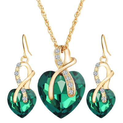 Crystal Zircon Necklaces Suit Women Heart Shape Long Pedant Necklaces Heart Shape Special Look Trendy
Crystal Zircon Necklaces Suit Women Heart Shape Long Pedant Necklaces Heart Shape Special Look Trendy