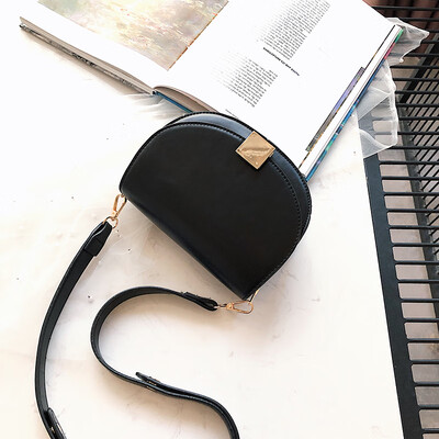 Advanced sense bag foreign style simple texture handbag 2019 new Korean version of the wild single shoulder slung fashion saddle bag 
Advanced sense bag foreign style simple texture handbag 2019 new Korean version of the wild single shoulder slung fashion saddle bag