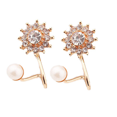 The 2019 Fashion Korean Diamond Earrings Exquisite Full Diamond Snowflake Sweet Pearl Earrings Ear Clip Button Earrings
The 2019 Fashion Korean Diamond Earrings Exquisite Full Diamond Snowflake Sweet Pearl Earrings Ear Clip Button Earrings