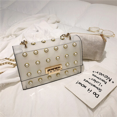 Summer new transparent jelly bag female 2019 new Korean version of the wild single shoulder slung fashion chain small square bag
Summer new transparent jelly bag female 2019 new Korean version of the wild single shoulder slung fashion chain small square bag