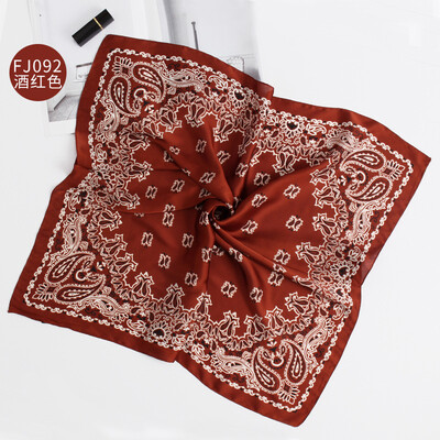2018 new fashion temperament small squares printed silk satin silk scarf professional wear scarf scarf wholesale FJ092
2018 new fashion temperament small squares printed silk satin silk scarf professional wear scarf scarf wholesale FJ092