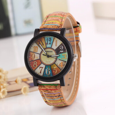 Explosion models European&American flower surface wood grain turntable watch retro striped pattern leather watch
Explosion models European&American flower surface wood grain turntable watch retro striped pattern leather watch
