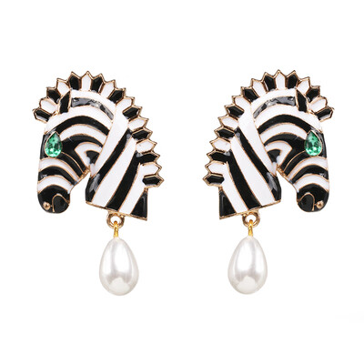 2019 new arrival fashion BEE Stud Earrings for Women Gold Color bee Statement Earrings Lady Jewelry Female Bijoux
2019 new arrival fashion BEE Stud Earrings for Women Gold Color bee Statement Earrings Lady Jewelry Female Bijoux