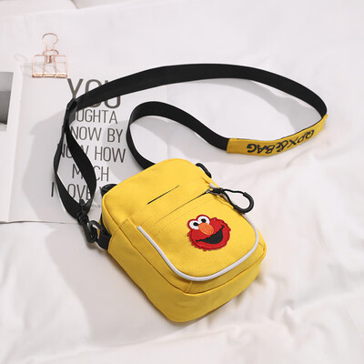 Canvas bag lady summer ins jump Di cartoon small square bag leisure single shoulder slanting bag
Canvas bag lady summer ins jump Di cartoon small square bag leisure single shoulder slanting bag