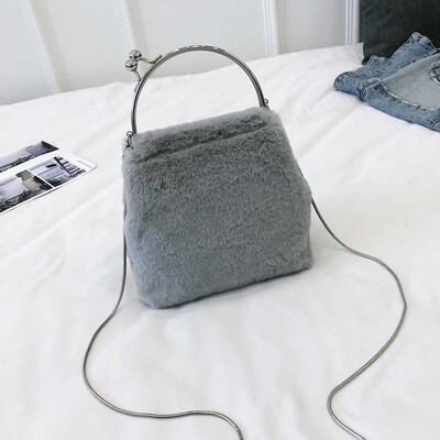 Tailored Womens Plush Shoulder Messenger Bag Simple Handbag Fashion Mobile Phone Bag
Tailored Womens Plush Shoulder Messenger Bag Simple Handbag Fashion Mobile Phone Bag
