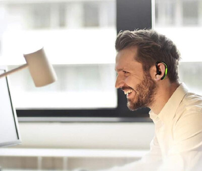 F600 business Bluetooth headset hanging ear wireless unilateral driving car sports running long standby listening song dark
F600 business Bluetooth headset hanging ear wireless unilateral driving car sports running long standby listening song dark