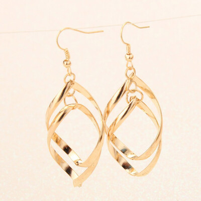 Hot Sales New Fashion Elegant Luxury Design Twisted Drop Earrings Women Jewelry Gifts
Hot Sales New Fashion Elegant Luxury Design Twisted Drop Earrings Women Jewelry Gifts