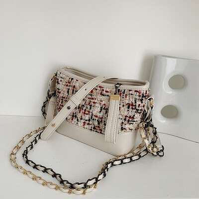 Qiao Bani 2019 new South Korea ins fashion embroidery line hit color wandering bag multi-purpose shoulder diagonal cross-trend handbag
Qiao Bani 2019 new South Korea ins fashion embroidery line hit color wandering bag multi-purpose shoulder diagonal cross-trend handbag