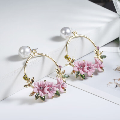 Hyperbole Flower Drop Earrings For Women Round Flower Pendant Puck Pink Pending Gold Circle Pendientes Earring Female Jewelry
Hyperbole Flower Drop Earrings For Women Round Flower Pendant Puck Pink Pending Gold Circle Pendientes Earring Female Jewelry