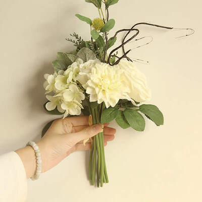 Lifelike Berry Bean Foam Flowers Home Decor Small Fake Flowers Fruit Branch Decoration Accessories Faux Plant
Lifelike Berry Bean Foam Flowers Home Decor Small Fake Flowers Fruit Branch Decoration Accessories Faux Plant