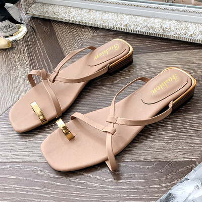 Sandals Girls Summer Hundred Sets of Korean Edition Outside Wear Toe-clipping Coarse-heeled Chic Shoes StudentsMiddle-heeled Fair
Sandals Girls Summer Hundred Sets of Korean Edition Outside Wear Toe-clipping Coarse-heeled Chic Shoes StudentsMiddle-heeled Fair