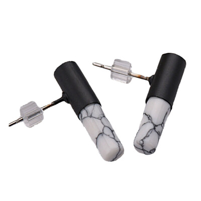 Pendientes Mujer Moda Punk Bullet Shape BlackWhite Howlite Stone Stud Earrings For Women
Pendientes Mujer Moda Punk Bullet Shape BlackWhite Howlite Stone Stud Earrings For Women