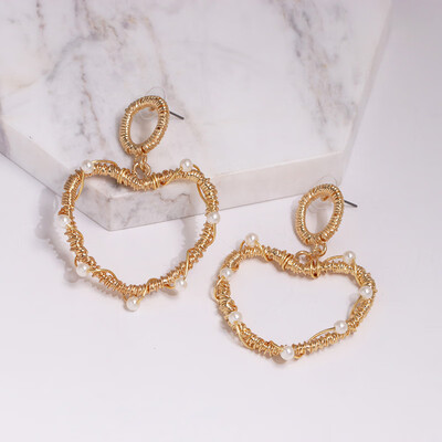 AOEMAN women trendy simulated pearl statement dangle earrings vintage party jewelry accessories gold color metal drop earrings
AOEMAN women trendy simulated pearl statement dangle earrings vintage party jewelry accessories gold color metal drop earrings