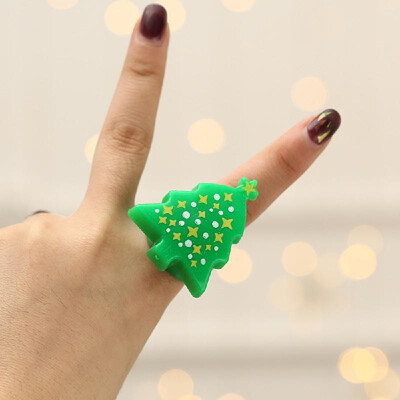 Glow Rings Luminous Flash Finger Rings Toy Santa Claus Snowman Christmas Tree Snowflake Christmas Decorations for Kids Adults Gift
Glow Rings Luminous Flash Finger Rings Toy Santa Claus Snowman Christmas Tree Snowflake Christmas Decorations for Kids Adults Gift