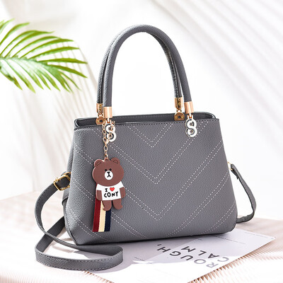 Womens bag 2019 new bag female Europe&America big bag elegant fashion handbags slung shoulder bag
Womens bag 2019 new bag female Europe&America big bag elegant fashion handbags slung shoulder bag