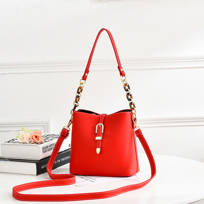 Bucket bag womens summer fashion Messenger bag ins Joker chain simple soft leather shoulder bag
Bucket bag womens summer fashion Messenger bag ins Joker chain simple soft leather shoulder bag