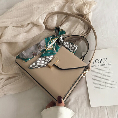 Womens bag 2019 new wave wild versatile handbag summer small fresh net red packet ins popular messenger bag
Womens bag 2019 new wave wild versatile handbag summer small fresh net red packet ins popular messenger bag