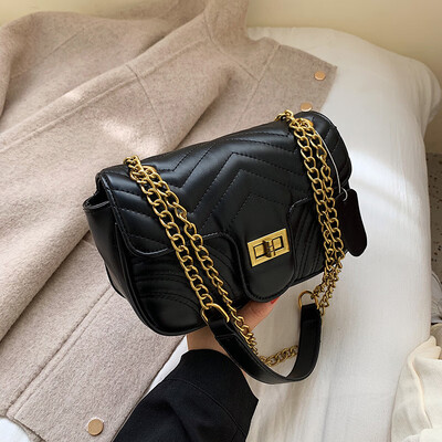 Small bag female new versatile embroidery line shoulder Messenger bag fashion lock chain small square bag
Small bag female new versatile embroidery line shoulder Messenger bag fashion lock chain small square bag