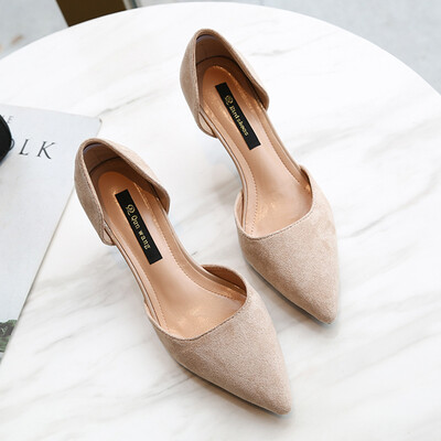 Maiden sandals 2019 Xia new version of the Korean version of black pointed thin heel heels hollow name Yuanyuan cat heel shoes
Maiden sandals 2019 Xia new version of the Korean version of black pointed thin heel heels hollow name Yuanyuan cat heel shoes