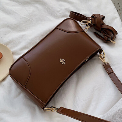 Women 2019 fallwinter new tide Korean version of small square bag fashion slung Joker shoulder diagonal bag womens bag
Women 2019 fallwinter new tide Korean version of small square bag fashion slung Joker shoulder diagonal bag womens bag