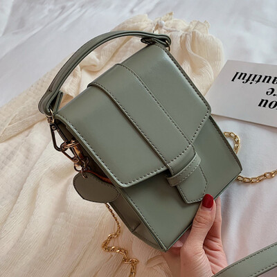 2019 new Korean version of vertical small square bag female diagonal simple Joker belt bag female student bag
2019 new Korean version of vertical small square bag female diagonal simple Joker belt bag female student bag