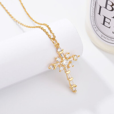 New Gold Copper CZ Zircon Christian Crosses Pendant Necklace For Women Beautiful Fashion Chains Crucifix Dangle Choker Necklaces
New Gold Copper CZ Zircon Christian Crosses Pendant Necklace For Women Beautiful Fashion Chains Crucifix Dangle Choker Necklaces