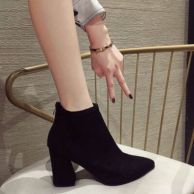Internet celebrities take Martin Boots&fall ulzzang thick heels&High heels Fashion Locomotive boots
Internet celebrities take Martin Boots&fall ulzzang thick heels&High heels Fashion Locomotive boots