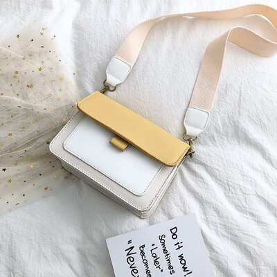 Summer French small foreign air bag female 2019 new Korean version of the wild single shoulder slung fashion chain small square bag
Summer French small foreign air bag female 2019 new Korean version of the wild single shoulder slung fashion chain small square bag
