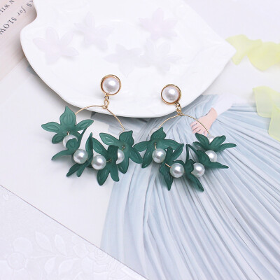 Peadrglf New Fashion Brand Jewelry Summer Style Flower Stud Earrings for Women Pierced Elegant Pearl Gift Earrings Accessories
Peadrglf New Fashion Brand Jewelry Summer Style Flower Stud Earrings for Women Pierced Elegant Pearl Gift Earrings Accessories