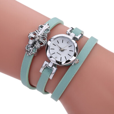 Cross medal pendant ladies winding bracelet watch simple fashion inlaid diamond British watch female models
Cross medal pendant ladies winding bracelet watch simple fashion inlaid diamond British watch female models