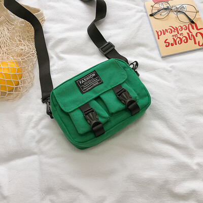 Fashion personality letter crossbody bag 2019 new casual sports wild shoulder bag female temperament canvas small square bag
Fashion personality letter crossbody bag 2019 new casual sports wild shoulder bag female temperament canvas small square bag