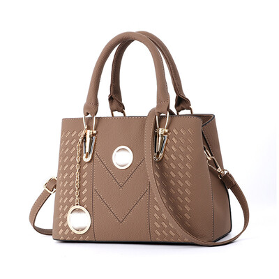 2018 summer tide new bag female Europe&America big bag fashion handbags slung shoulder bag
2018 summer tide new bag female Europe&America big bag fashion handbags slung shoulder bag